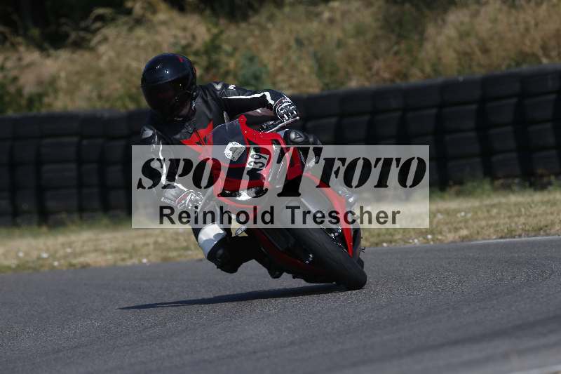 Archiv-2023/28 05.06.2023 Moto Club Anneau du Rhin/blanc-novice/39